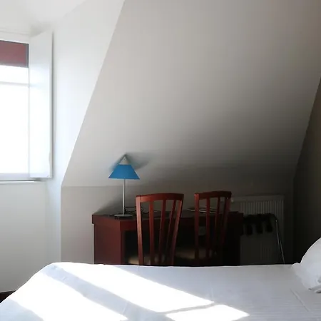 La Mere Champlain 3*